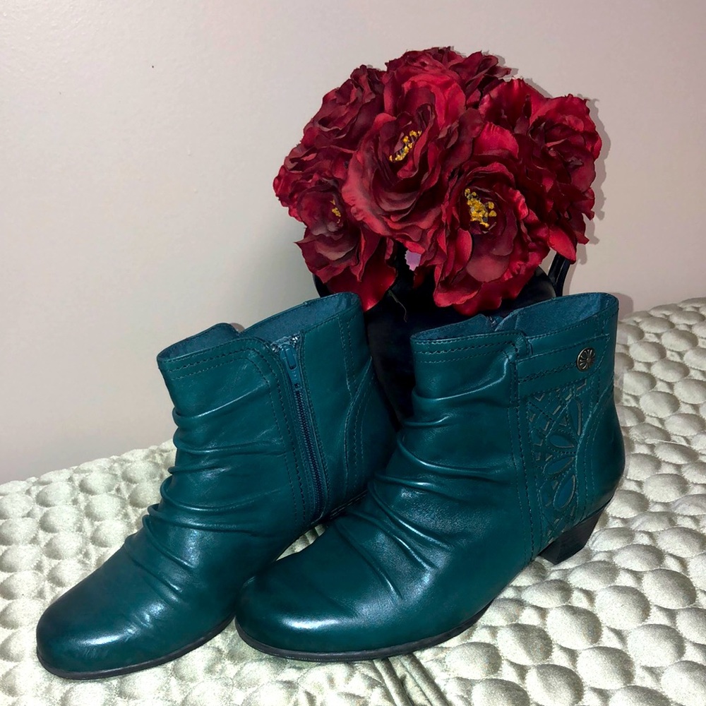 ROCKPORT WOMAN 8W BOOTIES